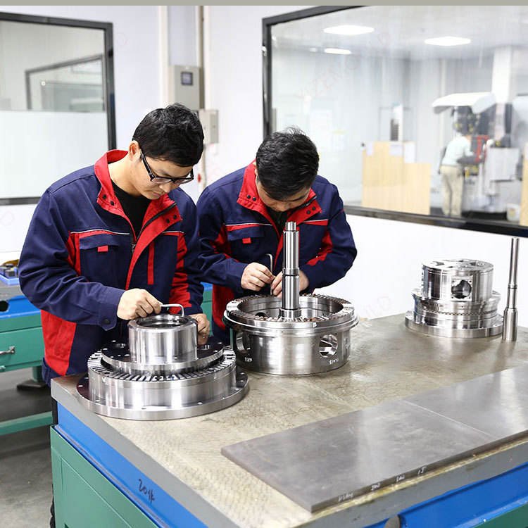 Large Plastic Injection Molding Factory-1 Large Plastic Injection Molding Factory-1